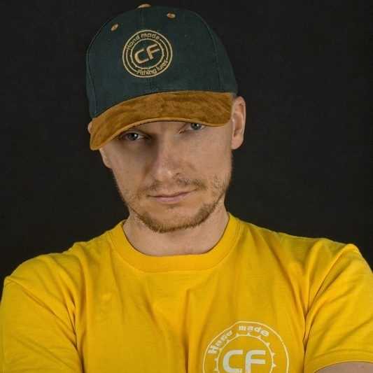 czapka wędkarska z daszkiem